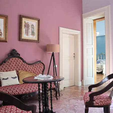 Bed & Breakfast Chez Moi Charme 4*