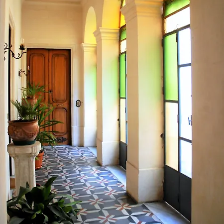 Chez Moi Charme Bed & Breakfast