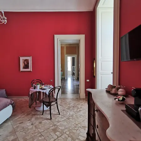 Chez Moi Charme Bed & Breakfast 4*